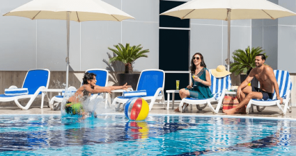 Gulf Court Business Bay pool